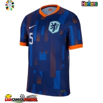Camisa de Futebol Holanda Nathan Ake #5 Equipamento Secundário Europeu 2024 Manga Curta